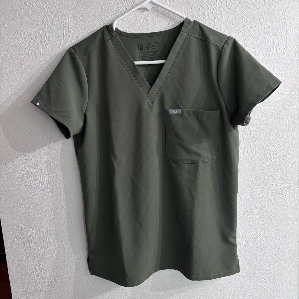 Figs Womens Moss Green Technical Collection Caterina Scrub Top > S